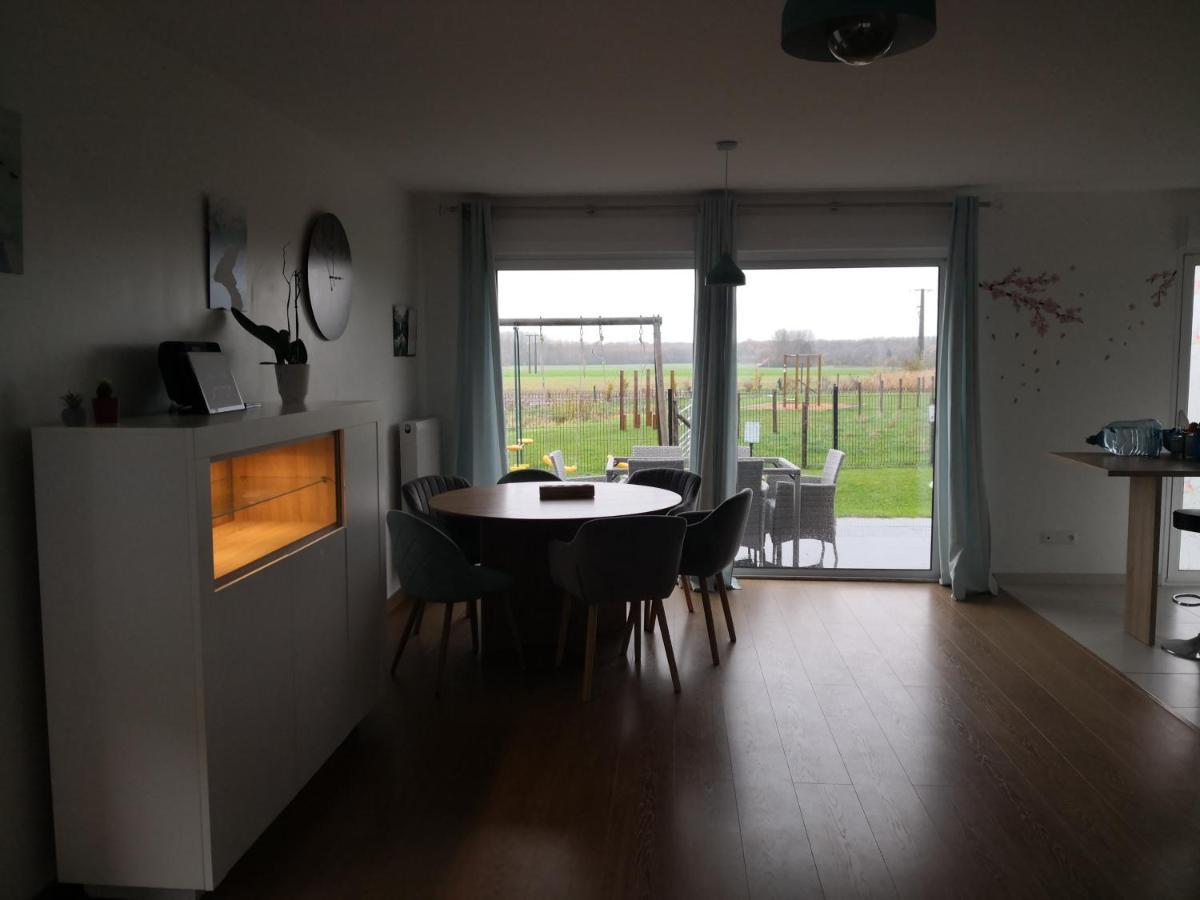 Maison Individuelle, Campagne, 3 Chambres, Baignoire Balneo 2 Places Genech Exterior foto